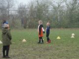 Voetbalpieten bezoeken training S.K.N.W.K. JO9-1 en JO7-1 op zaterdag 4 december 2021 (9/75)